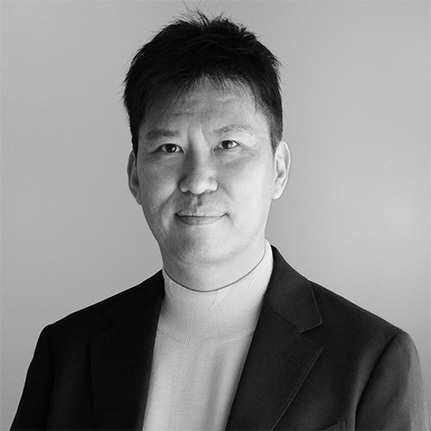 吉岡 琢 TAKU YOSHIOKA
